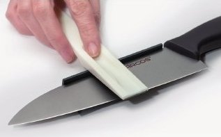 How to use diamond sharpener to sharpen knives